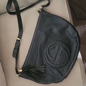 Gucci bag black color